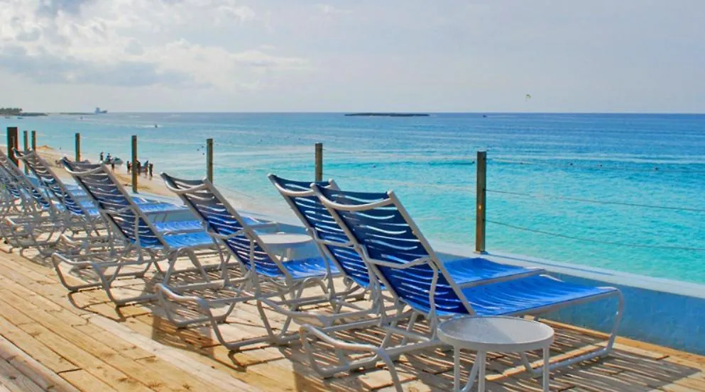 Perfect Island Retreat At Paradise Island Beach Club Villas