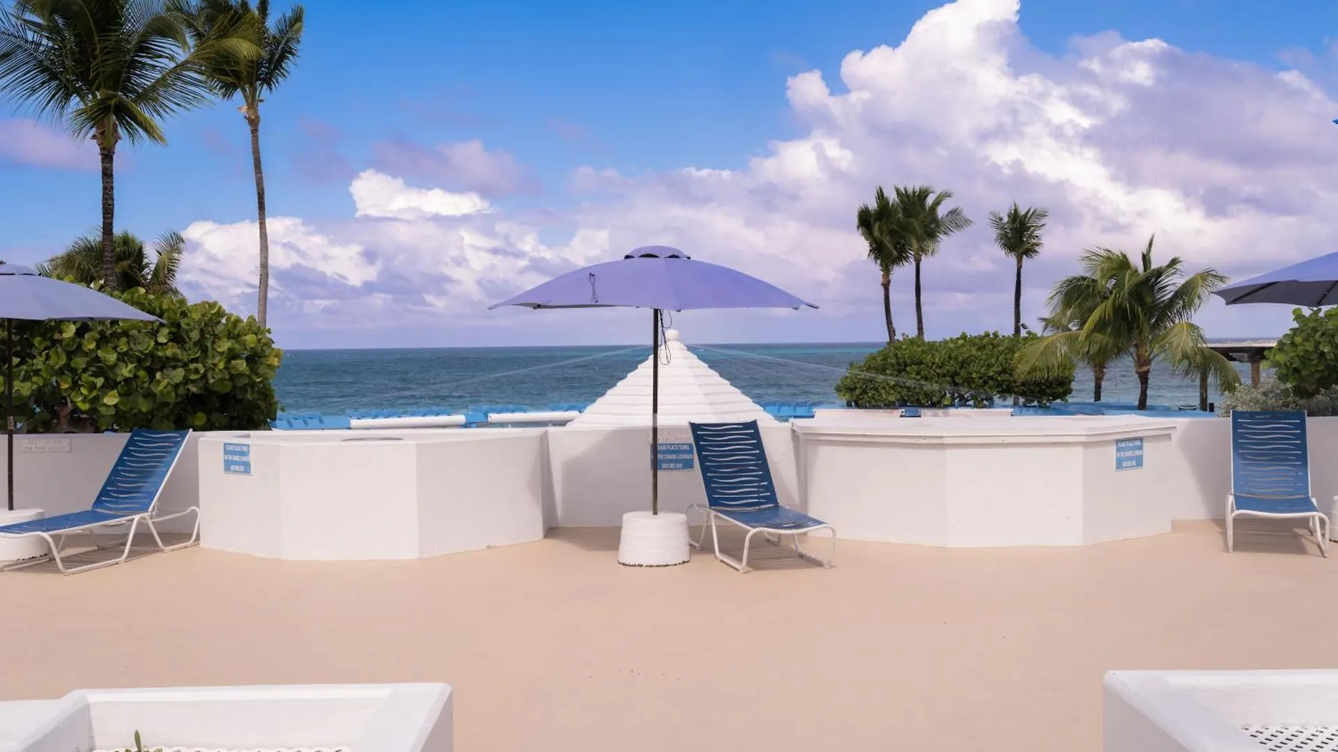 Perfect Island Retreat At Paradise Island Beach Club Villas