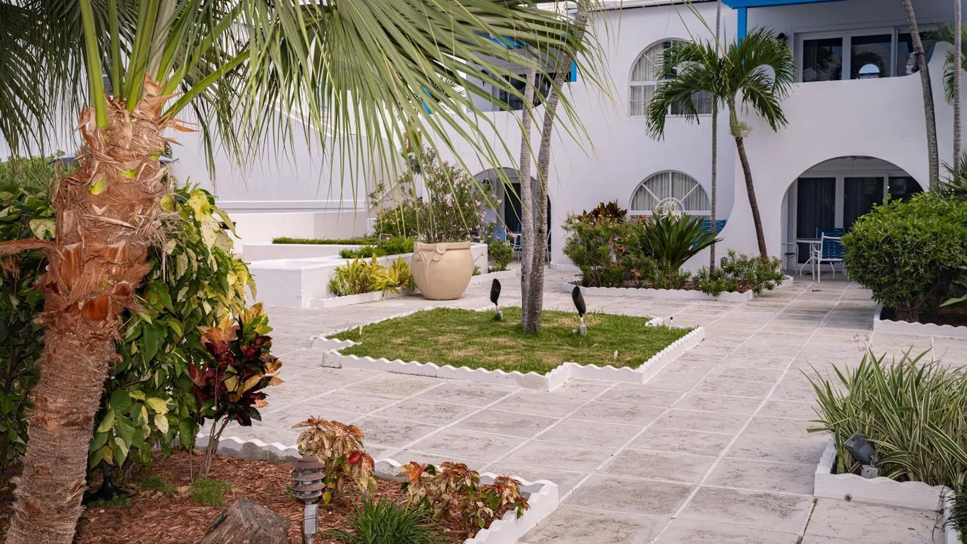 Perfect Island Retreat At Paradise Island Beach Club Villas 0*,  Bahamas